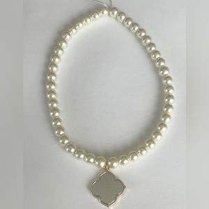 Recordable pearl necklace